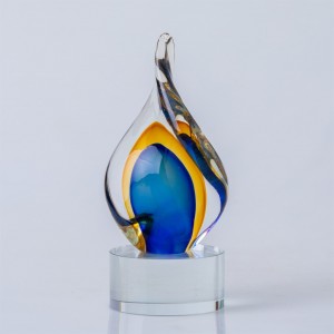 Smooth Art Masterpiece Glass Trophy