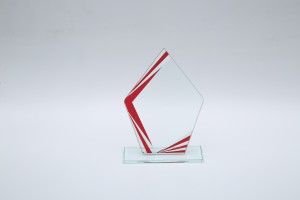 Customizable glass trophies to honor any achievement