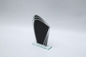 Strange style crystal glass trophy