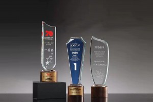 Factory custom logo crystal trophy celebration trophy crystal trophy